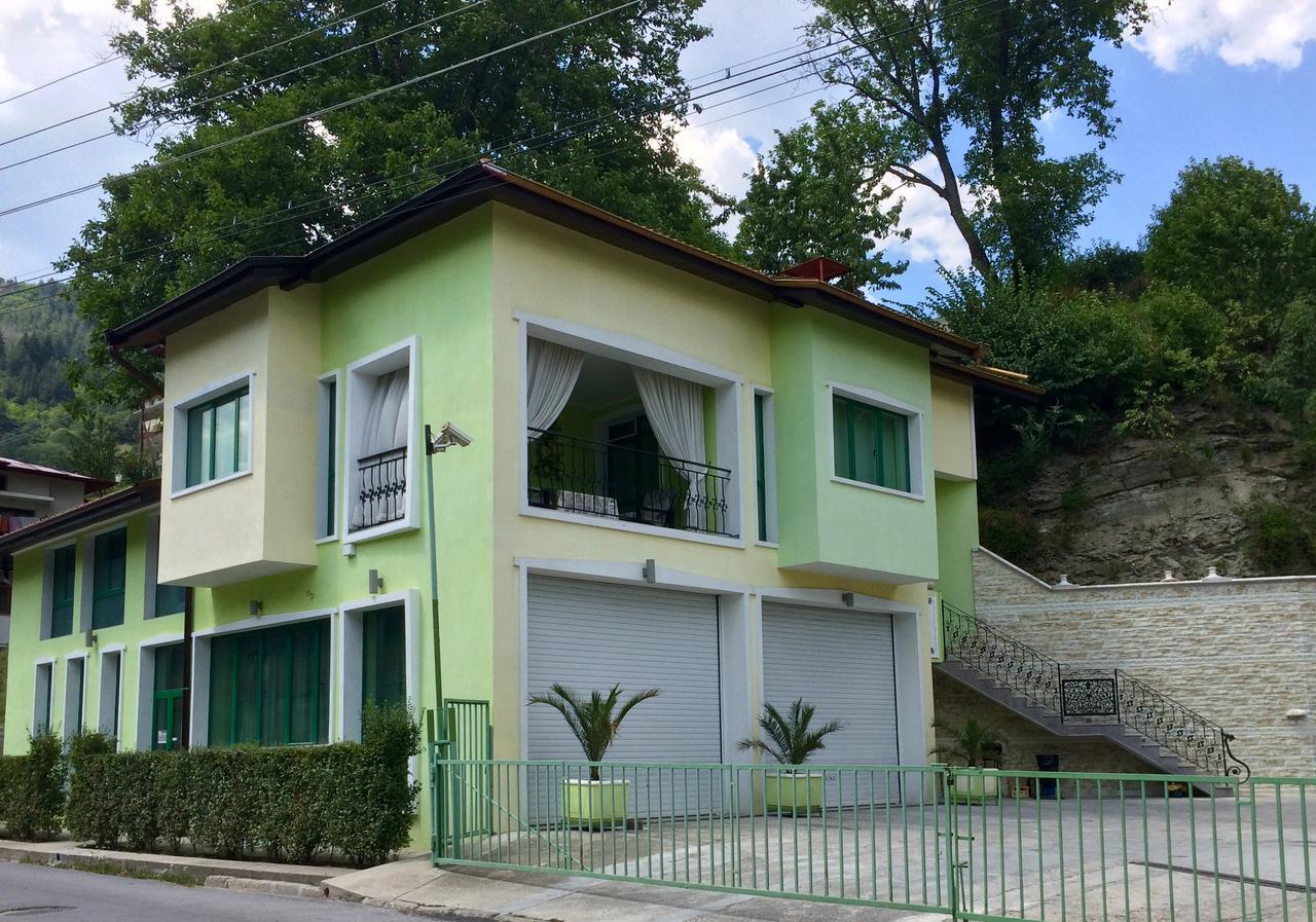 Guest Rooms Waterfall Smolyan Exterior foto